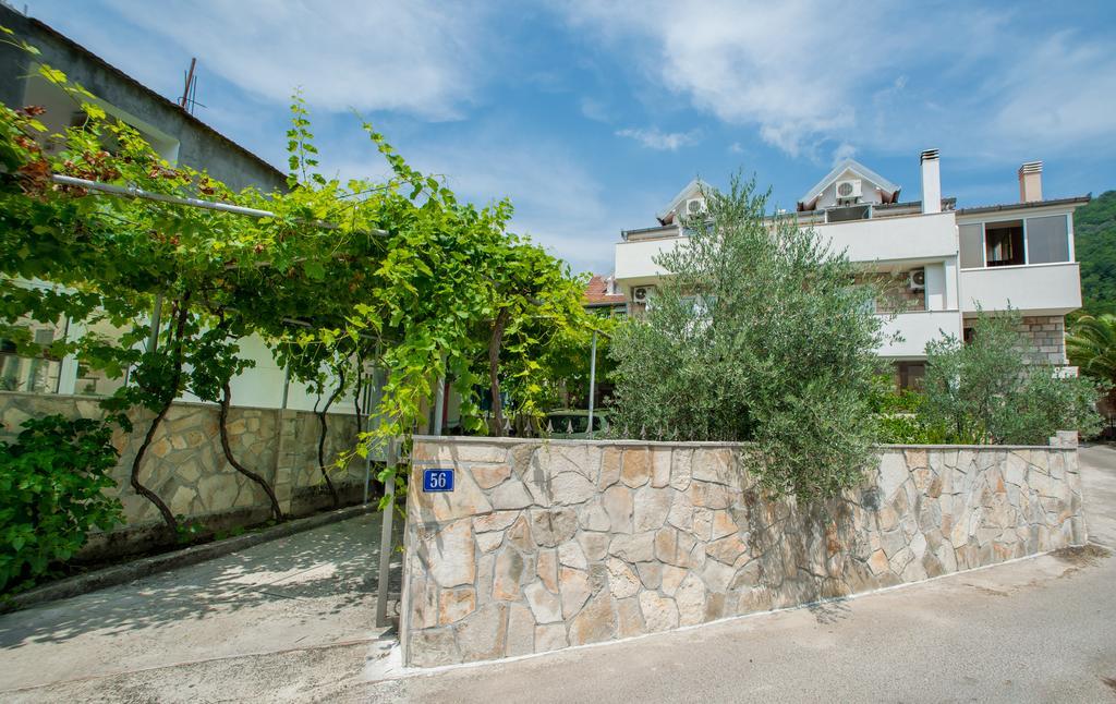Apartmani Krgusic Tivat Exterior photo
